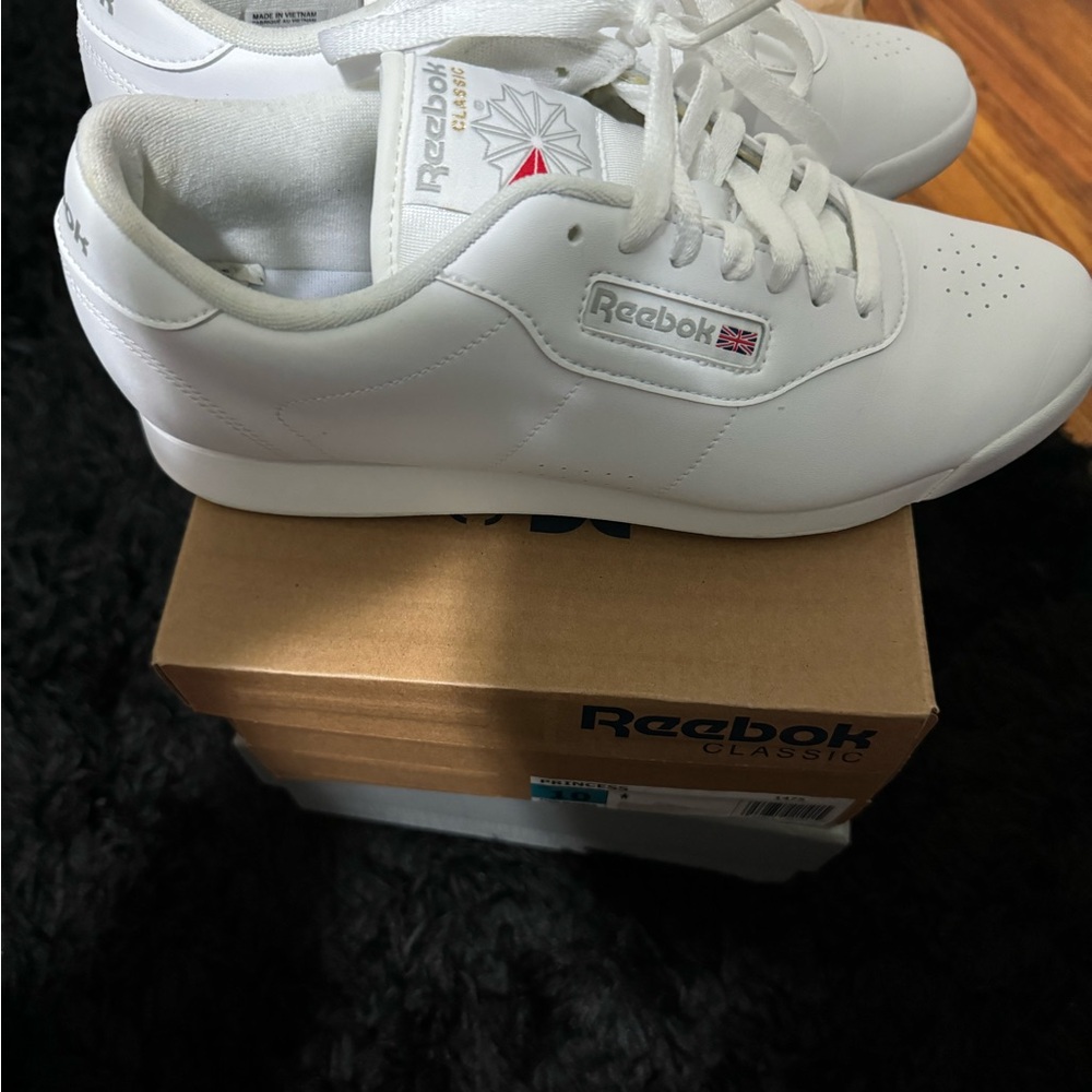 Womens white princess Reebok sneaker